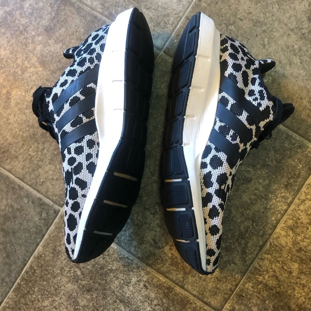 ADIDAS Originals Women's Swift Run Shoes